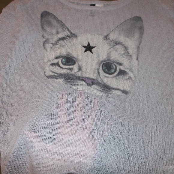 H&M Light Kitty Star Sweater - Picture 3 of 6